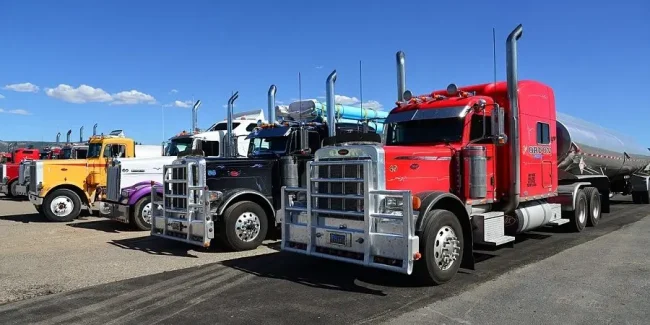 Trucking Investments: Should You Purchase Or Lease Your Semi? Trucking Factoring