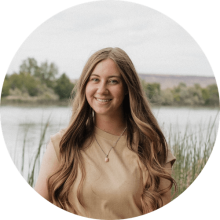 6862d3e4944c8032137b46c3_Hannah Bio Pic Edited-p-500 6862d3e4944c8032137b46c3_Hannah Bio Pic Edited-p-500